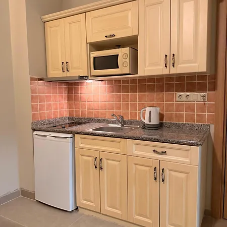 Verona مرمريس